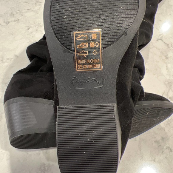 Qupid‎ Women's Tall Black Suede Closed Point Toe Pull On Slouchy Boots Size 6 - Picture 6 of 7